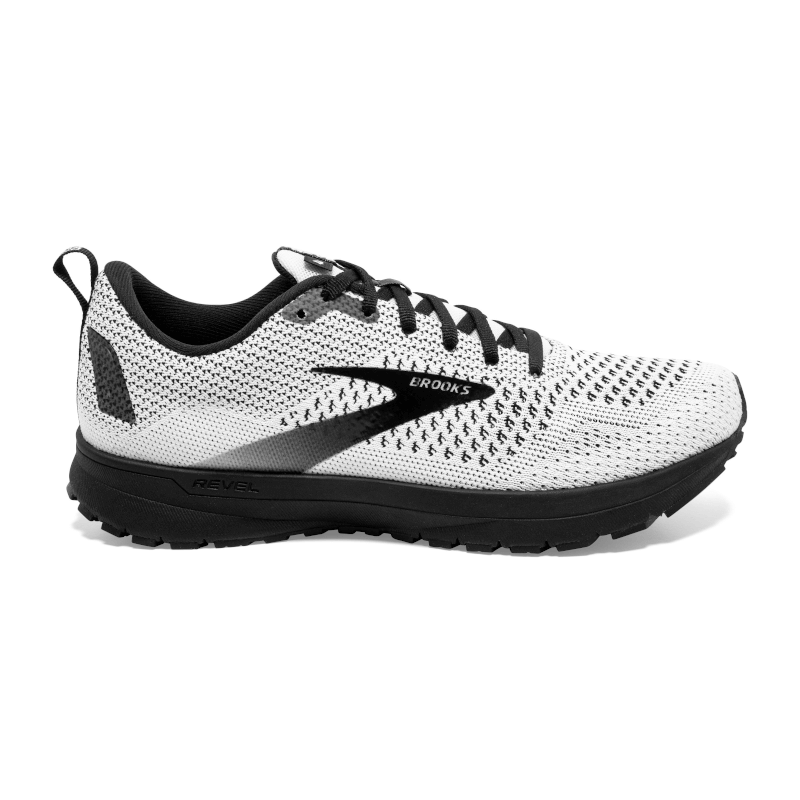 Women's Brooks Revel 4, White/Black, 9.5 B Medium